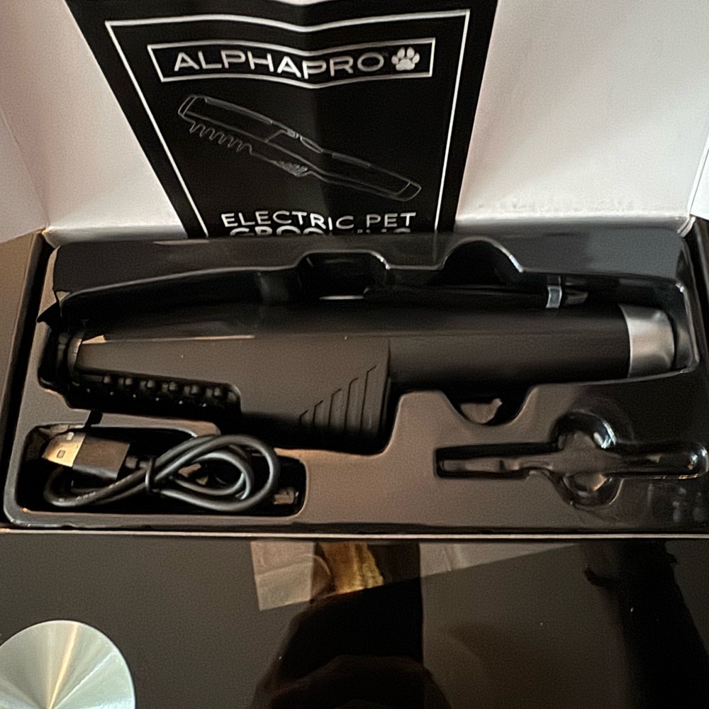 AlphaPro Electric Pet Grooming Tool